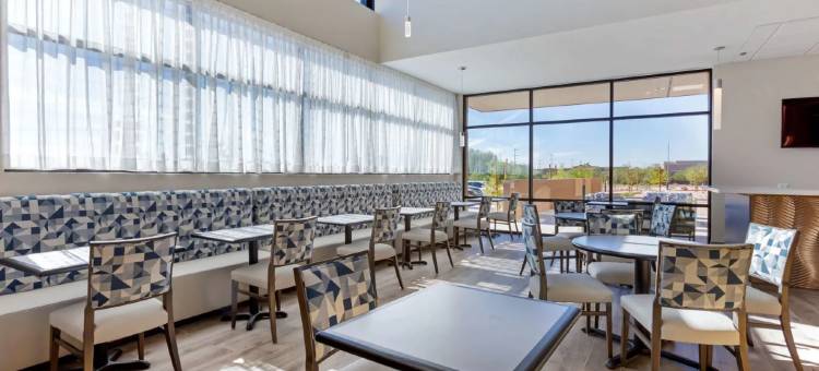 凤凰城北部快乐谷贝斯特韦斯特优质行政公寓酒店(Best Western Plus Executive Residency Phoenix North Happy Valley)图片