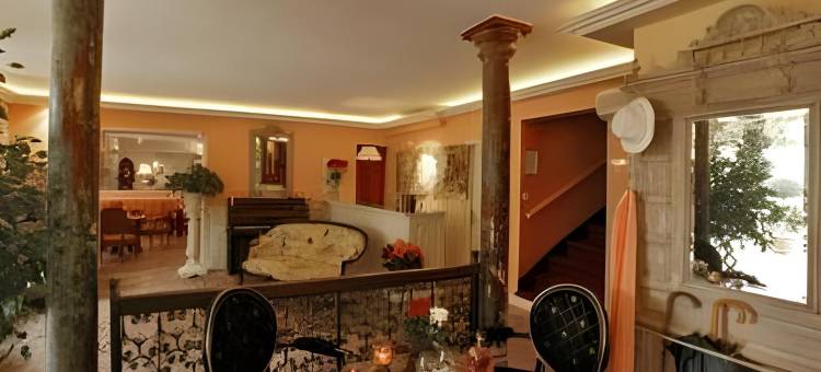 莱从费里曼旅馆(Hostellerie du Passeur - Hôtel & Restaurant - Climatisation et Piscine chauffée)图片