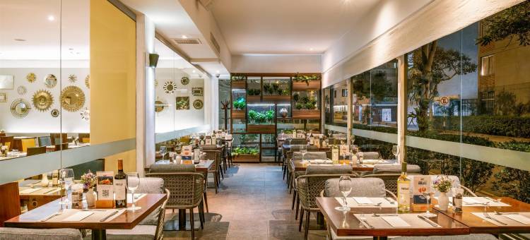 米拉弗洛雷斯安第斯高端家(Casa Andina Premium Miraflores)图片
