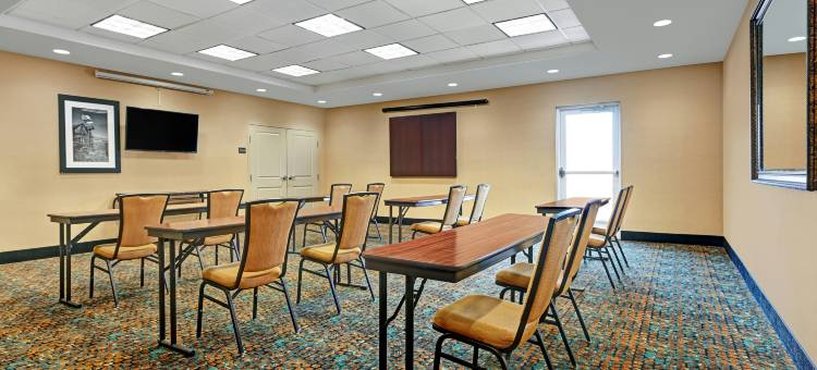戴明欢朋酒店(Hampton Inn Deming)图片