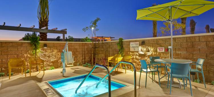 丘拉维斯塔东湖欢朋酒店(Hampton Inn Chula Vista Eastlake)图片