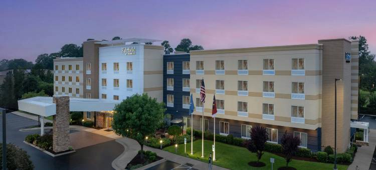 费耶特维尔北万枫酒店及套房(Fairfield Inn & Suites Fayetteville North)图片