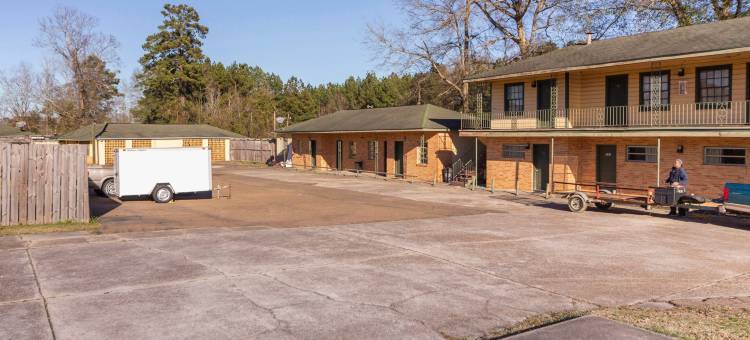 OYO 密西西比布鲁克哈芬51号公路北酒店(OYO Hotel Brookhaven MS Hwy 51 North)图片