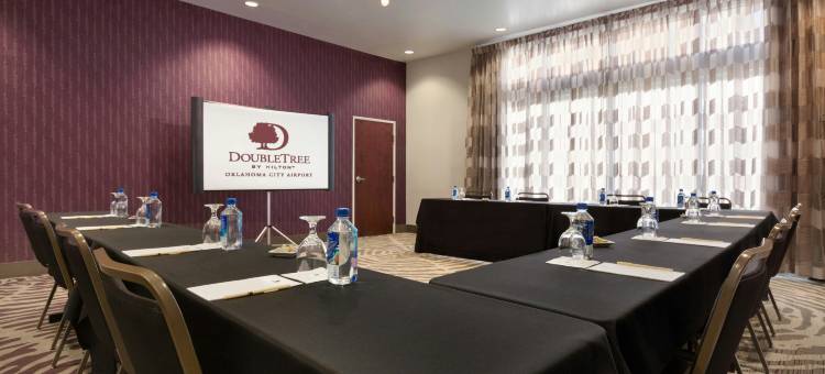 俄克拉何马城市机场希尔顿逸林酒店(DoubleTree by Hilton Oklahoma City Airport)图片