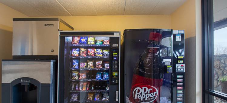 麦迪逊红顶酒店(Red Roof Inn Madison, WI)图片