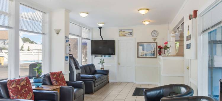 海恩尼斯科德角美洲最佳价值套房酒店(Americas Best Value Inn & Suites-Hyannis/Cape Cod)图片