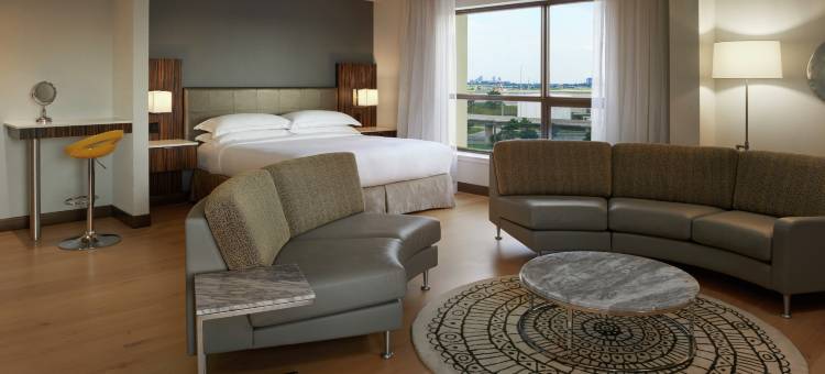 多伦多机场希尔顿套房酒店(Hilton Toronto Airport Hotel & Suites)图片