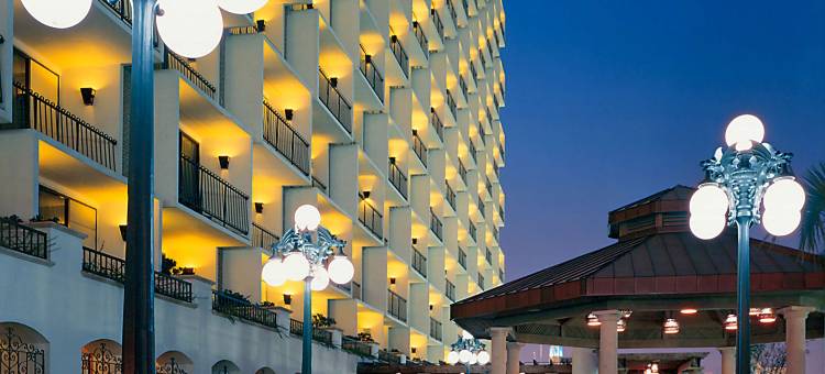希尔顿帕拉西奥德尔里奥酒店(Hilton Palacio del Rio)图片