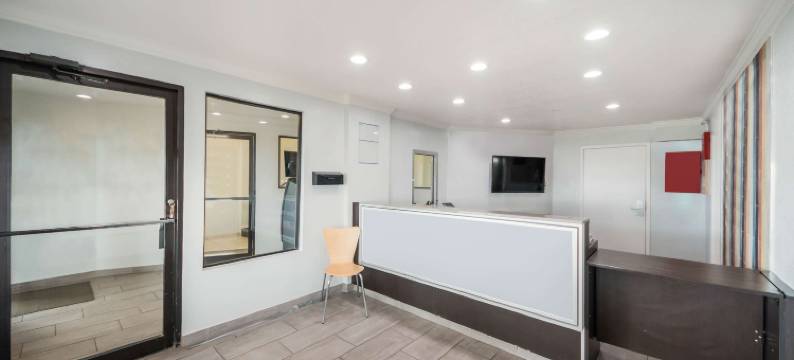 Studio 6 拉雷多，德克萨斯州 - 北部 I-35(Studio 6 Laredo, TX - North I 35)图片