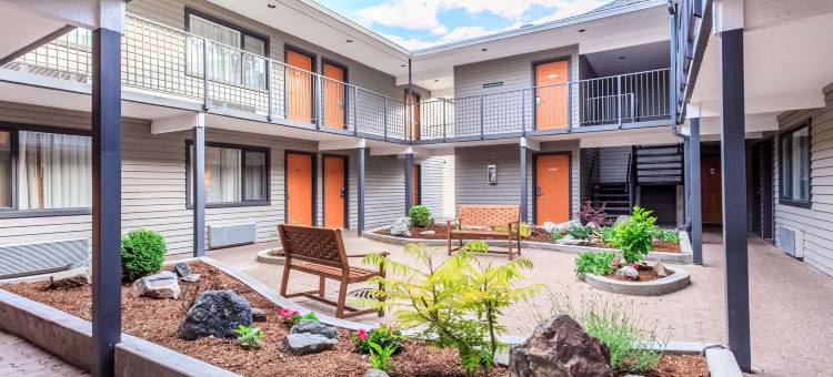 凯艺酒店(Quality Inn Merritt)图片