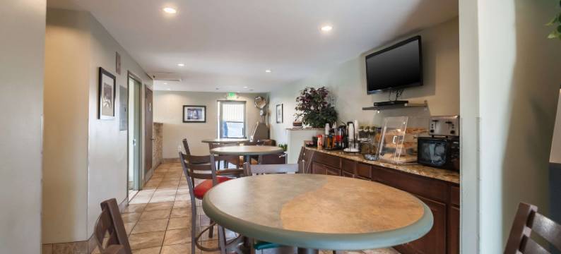 伊克诺旅馆(Econo Lodge)图片