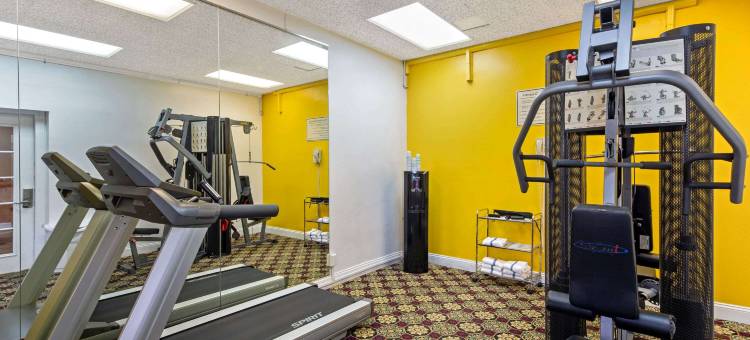 伯克利拉昆塔温德姆酒店(University Inn & Suites Berkeley)图片