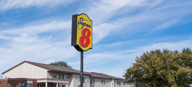 奥瓦通纳速8酒店(Super 8 by Wyndham Owatonna)图片