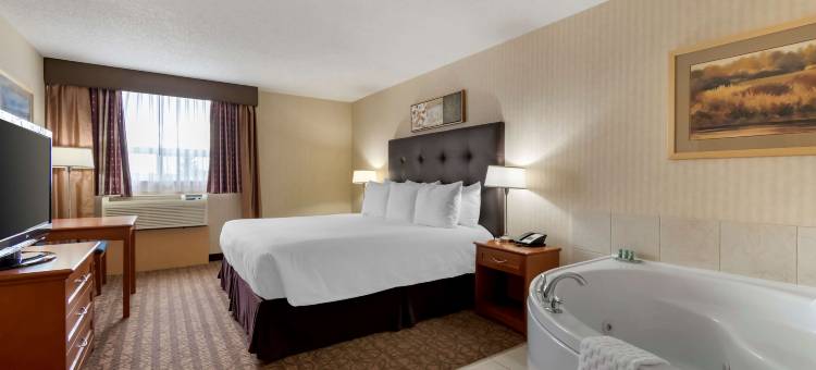 冷湖贝斯特韦斯特酒店(Best Western Cold Lake Inn)图片