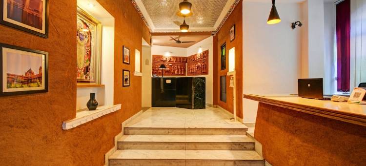 乌戴尼瓦斯湖滨酒店(Hotel Udai Niwas by the Lake)图片