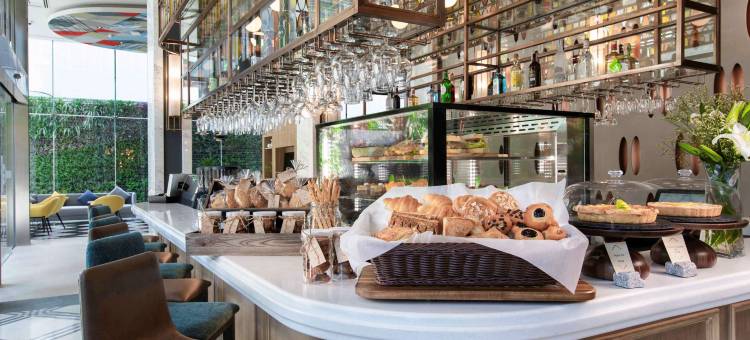 宜必思曼谷素坤逸24店(Ibis Bangkok Sukhumvit 24)图片