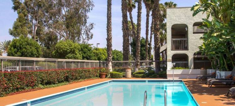 里布凯艺酒店-近UCR和市区(Quality Inn Riverside Near UCR and Downtown)图片