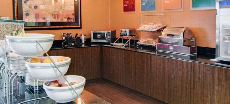 阿肯色州特克萨卡纳舒适全套房酒店(Comfort Suites Texarkana Arkansas)图片