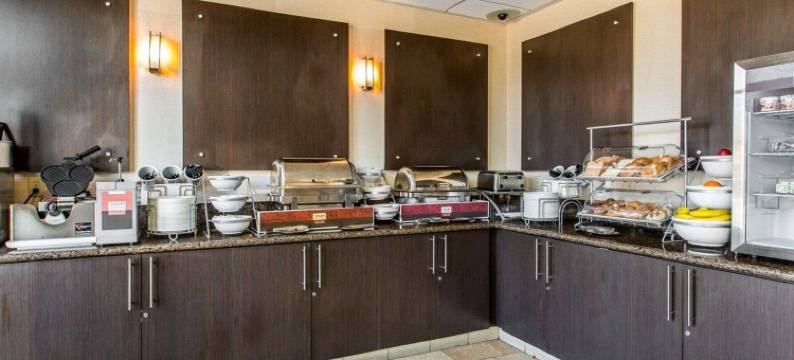 洛杉矶工业城附近舒适套房酒店(Comfort Suites Near City of Industry - Los Angeles)图片