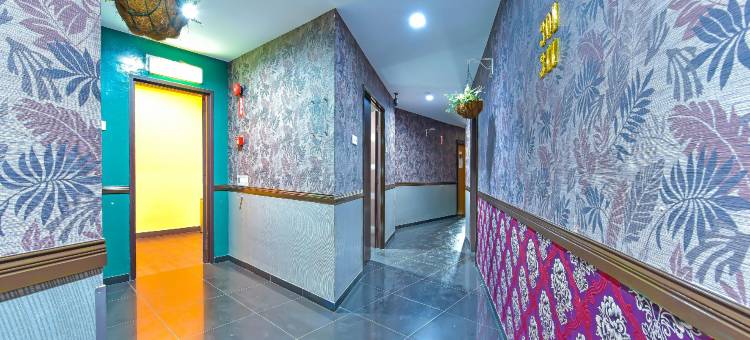 首都O 90788新33号帕尔迈苏里酒店(Capital O 90788 New Hotel 33 Permaisuri)图片