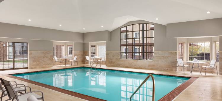 Staybridge Suites 韦恩堡(Staybridge Suites Fort Wayne)图片
