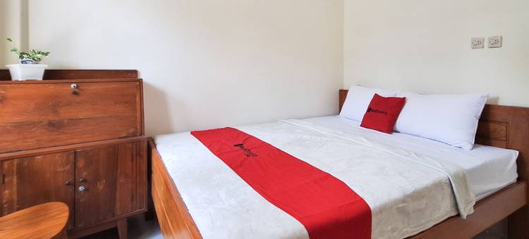 红门酒店清真-吉瓦岸汽车总站附近(Reddoorz Syariah Near Terminal Bus Giwangan)图片