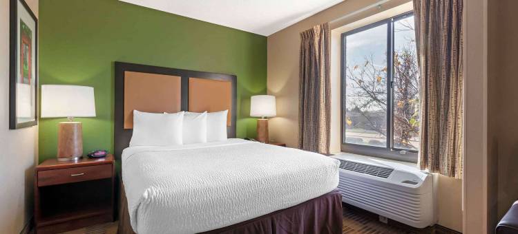 罗克福德克萨斯街美国长住精选套房酒店(Extended Stay America Select Suites - Rockford - State Street)图片