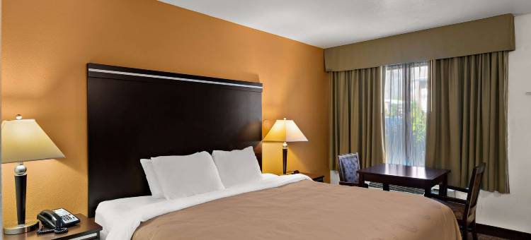 圣乔治南布拉夫品质酒店(Quality Inn Saint George South Bluff)图片