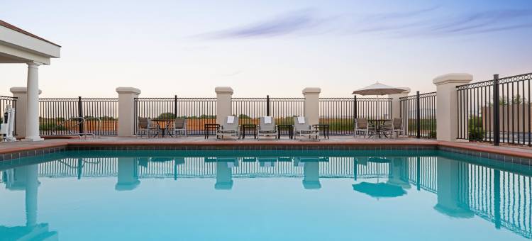 智选假日套房酒店肖尼I - 40(Holiday Inn Express & Suites Shawnee I-40)图片