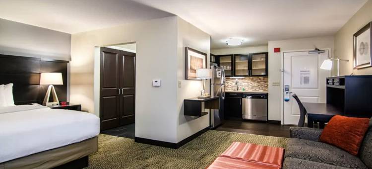 马凯特Staybridge套房酒店(Staybridge Suites Marquette)图片