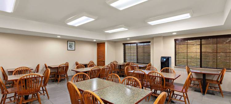 琼斯伯勒约翰逊城西丽怡酒店(Country Inn & Suites by Radisson, Jonesborough-Johnson City West, TN)图片