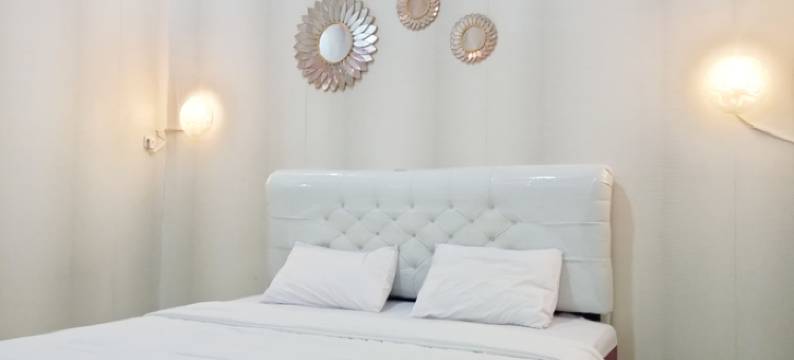 Urbanview Hotel Rifal Home Tegal图片