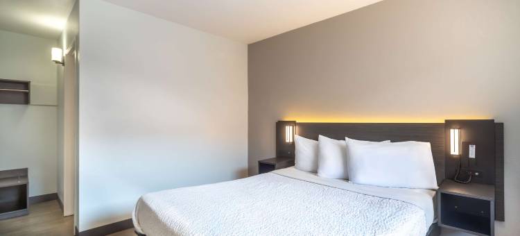 德里奥6号汽车旅馆(Motel 6 Del Rio, TX)图片