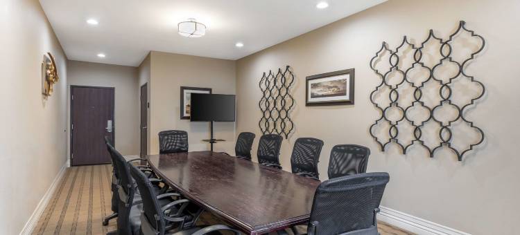 伯利森贝斯特韦斯特优质套房酒店(Best Western Plus Burleson Inn  Suites)图片