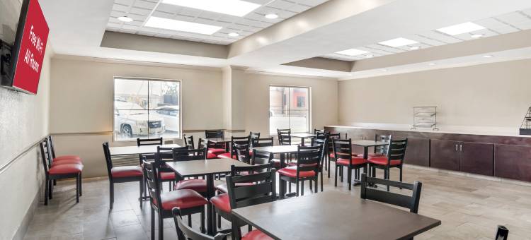 红屋顶PLUS+及套房维克斯堡(Red Roof Plus+ & Suites Vicksburg)图片
