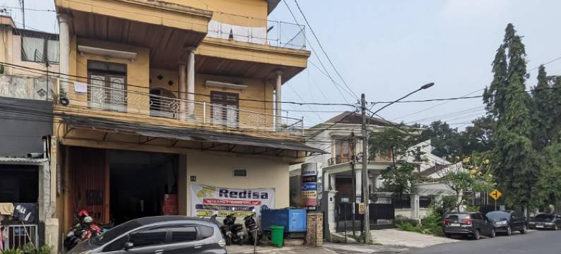 瑞迪萨红伙伴酒店-靠近赛富安瓦尔医院(Redisa RedPartner near RS Saiful Anwar)图片