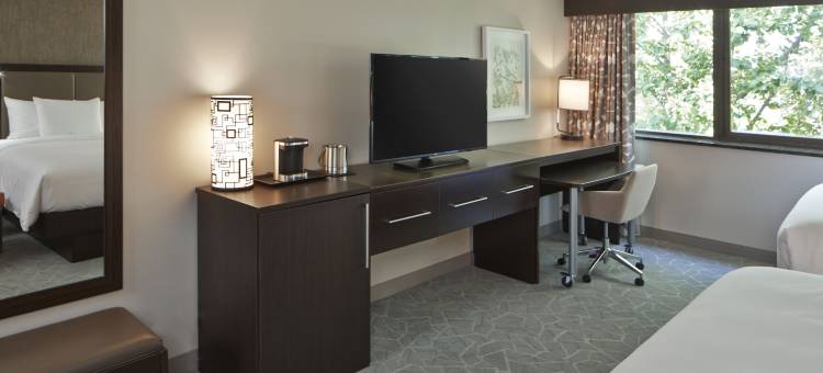 亚特兰大普瑞米特邓伍迪希尔顿逸林酒店(DoubleTree by Hilton Atlanta Perimeter Dunwoody)图片