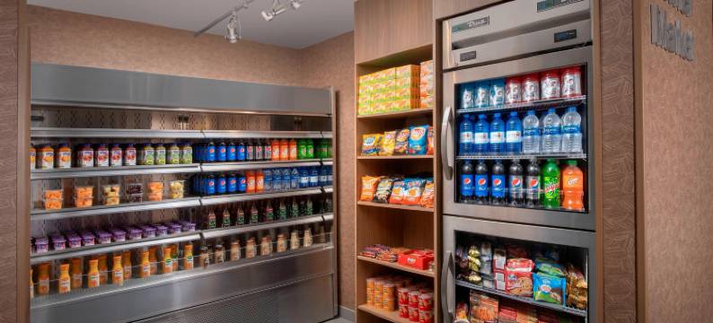 迈阿密机场西多拉万豪万枫套房酒店(Fairfield Inn & Suites Miami Airport West/Doral)图片