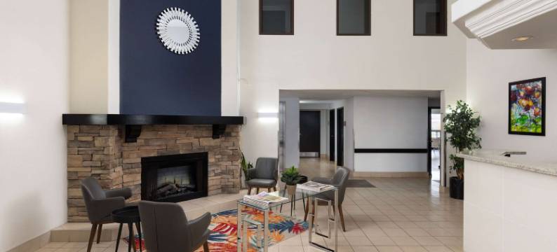 圣-杰罗姆速 8 酒店(Super 8 by Wyndham St-Jerome)图片