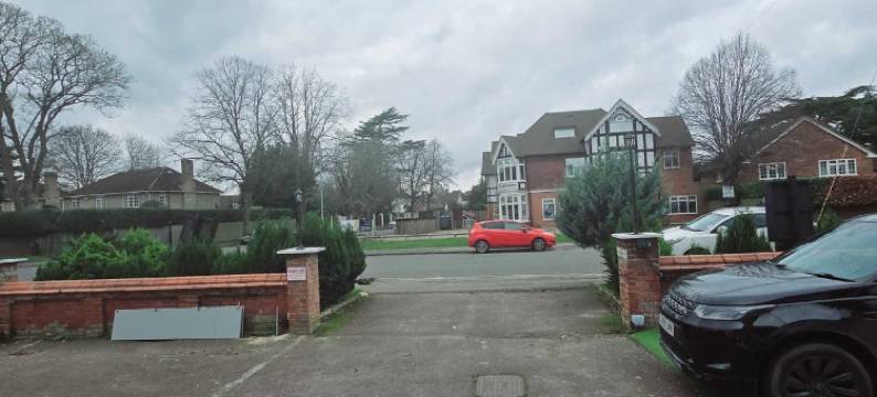 OYO金斯伍德酒店(Kingswood Hotel)图片