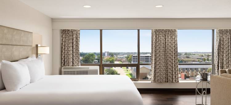 新奥尔良机场希尔顿逸林酒店(DoubleTree by Hilton New Orleans Airport)图片