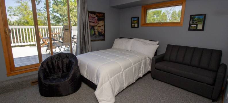 Beaches, decks and fun in the sun!! Sleeps 16+! VERY CLOSE to Lake Michigan!图片