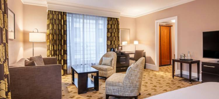 布鲁塞尔万丽酒店(Renaissance Brussels Hotel)图片
