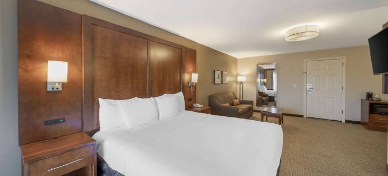 雷德布拉夫 I-5 附近舒适全套房酒店(Comfort Suites Red Bluff Near I-5)图片