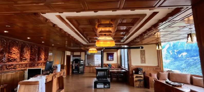 德钦梅里雪山德也寒舍图片