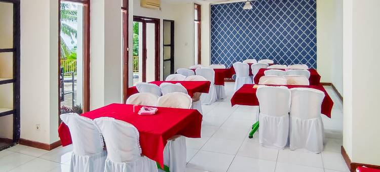 Sijunjung布基克加当红多兹Plus酒店(RedDoorz Plus at Hotel Bukik Gadang Sijunjung)图片