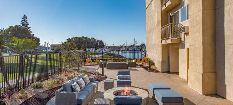 希尔顿欢朋酒店-海峡群岛海港(Hampton Inn Channel Islands Harbor)图片