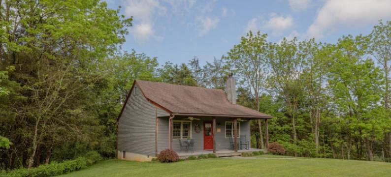 秋日岭小屋酒店(Autumn Ridge Cottages)图片