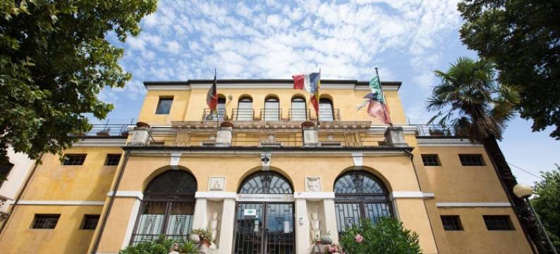 维琴察欧斯特罗迪酒店(Ostello di Vicenza)图片