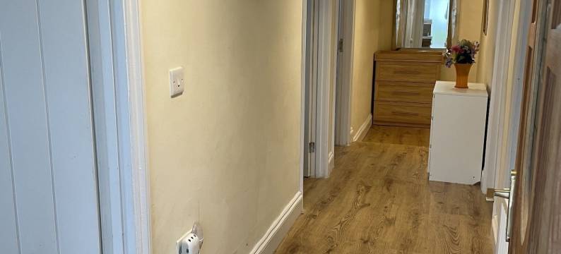 完整住宅小屋带大花园(Whole House Cottage with Parking and Huge Garden)图片